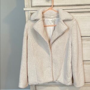 Women's Cream Sherpa Jacket